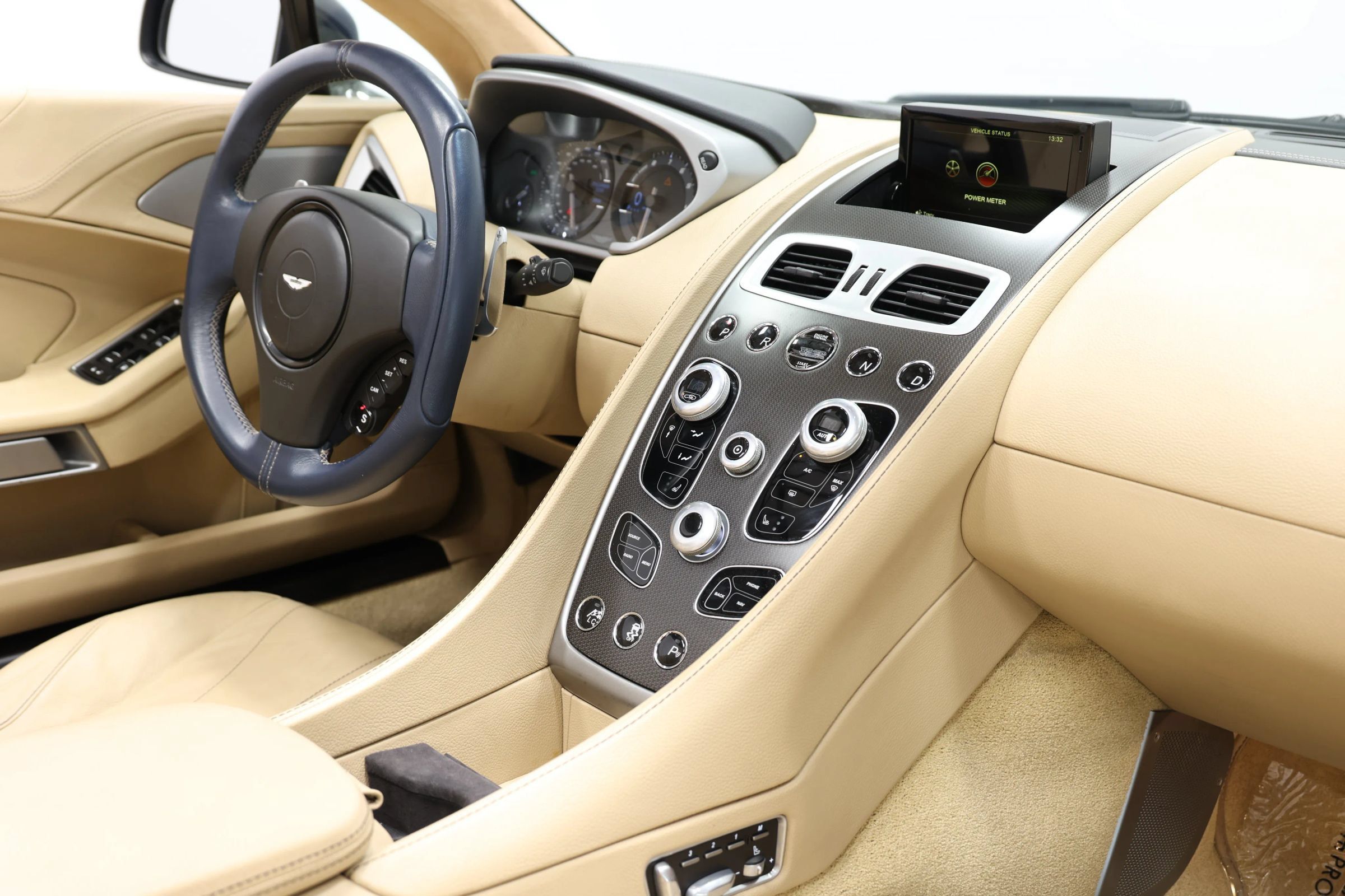 Used 2016 Aston Martin Vanquish Volante RWD image 77