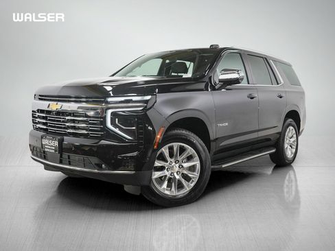 Used 2025 Chevrolet Tahoe Premier w/ Sun And Tow Package AWD/4WD image 1