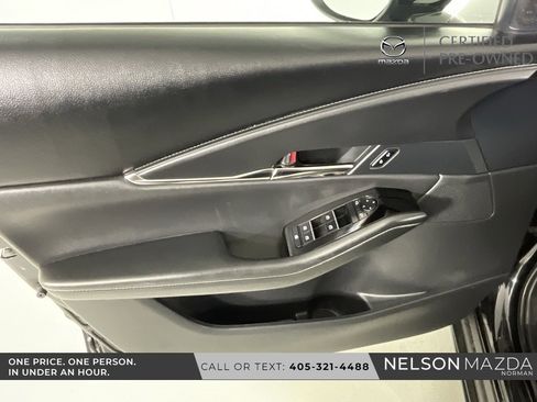 Certified 2025 MAZDA CX-30 AWD 2.5 S w/ Preferred Package image 16