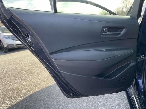 Used 2023 Toyota Corolla LE image 2