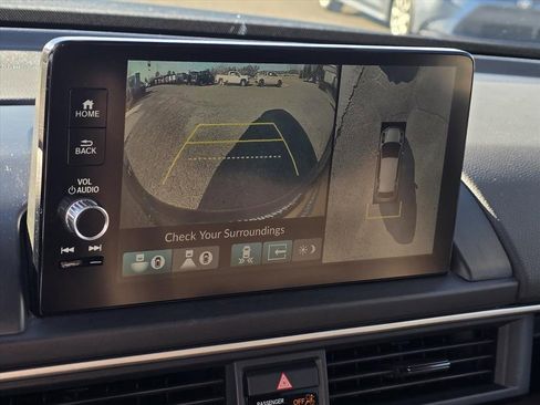 Used 2023 Honda Pilot Elite image 5