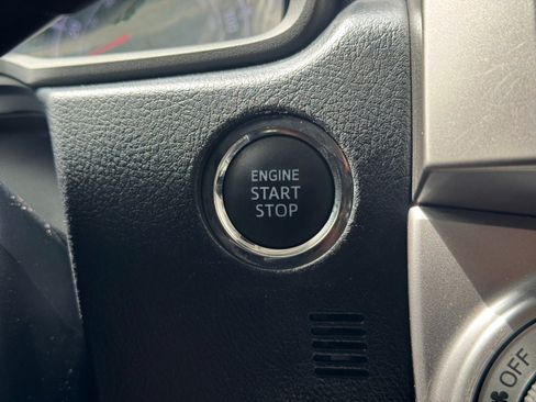 Used 2021 Toyota 4Runner SR5 Premium w/ Moonroof Package AWD/4WD image 22