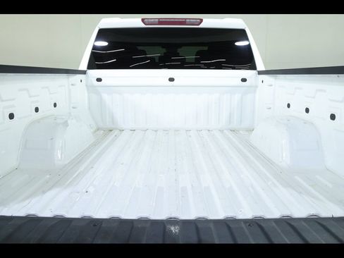 Used 2023 Chevrolet Silverado 1500 LT AWD/4WD image 19