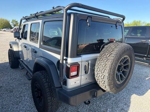 Used 2023 Jeep Wrangler Unlimited Sport AWD/4WD image 3