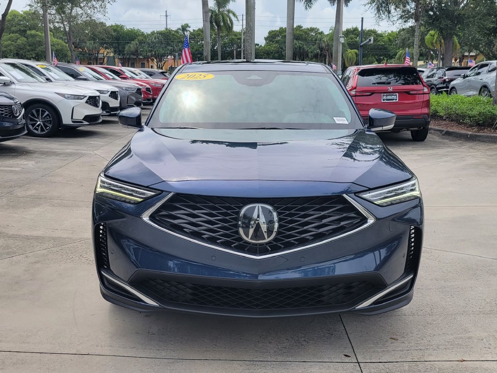 Used 2025 Acura MDX w/ Technology Package FWD image 2