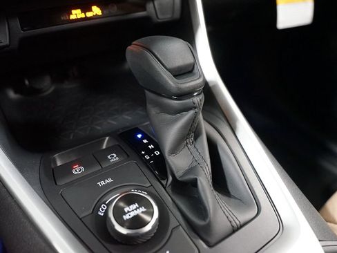 New 2025 Toyota RAV4 XLE image 20