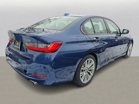 Certified 2023 BMW 330i xDrive Sedan w/ Convenience Package image 4