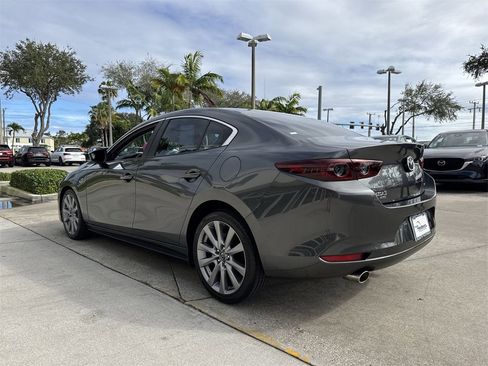 Used 2021 MAZDA MAZDA3 s image 27