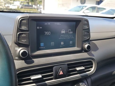 Used 2018 Hyundai Kona SEL AWD/4WD image 18