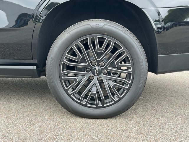 New 2026 Chevrolet Tahoe High Country AWD/4WD image 16