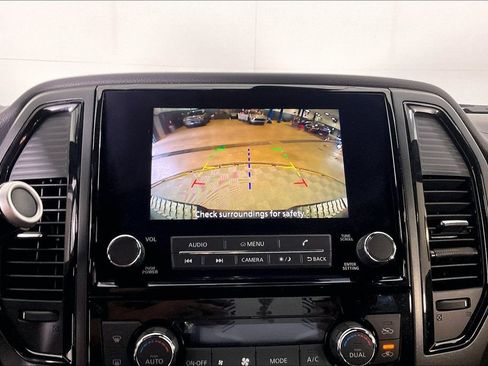 Used 2024 Nissan Titan SV w/ SV Bronze Edition Package RWD image 29