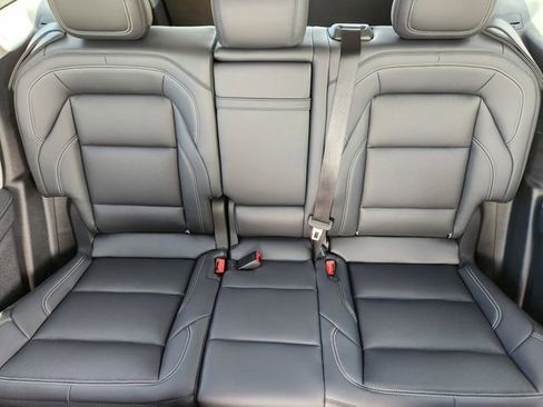 New 2025 Lincoln Nautilus Premier image 14