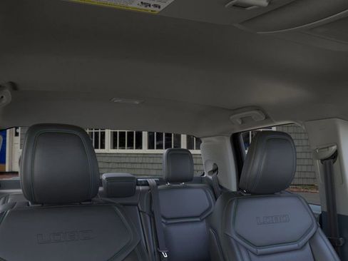 New 2026 Ford Maverick Lobo image 12