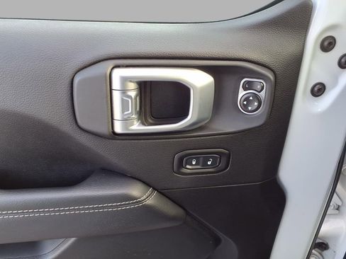 Used 2020 Jeep Wrangler Unlimited Rubicon image 14