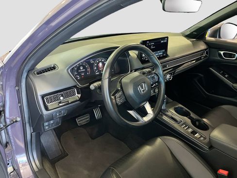 Used 2024 Honda Civic Sport Touring image 9
