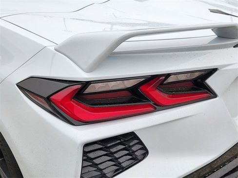 Used 2023 Chevrolet Corvette Stingray Premium Conv w/ Z51 Performance Package image 8