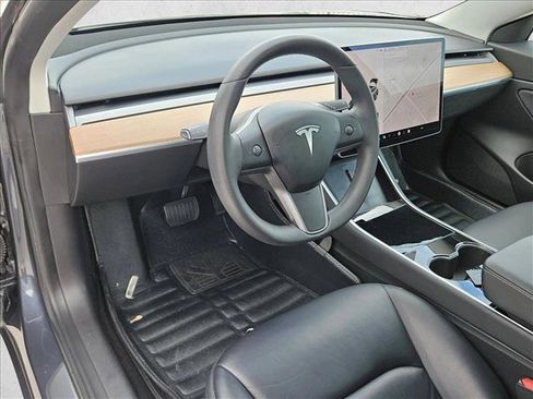 Used 2020 Tesla Model 3 Long Range image 10