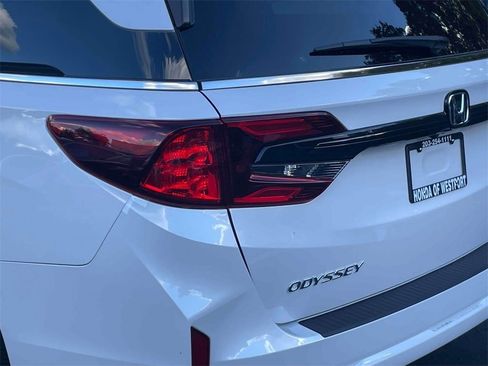 New 2026 Honda Odyssey Sport-L image 10