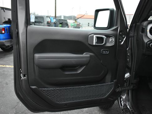 New 2026 Jeep Wrangler Unlimited Sport image 12