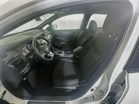 Used 2024 Nissan Leaf S FWD image 13