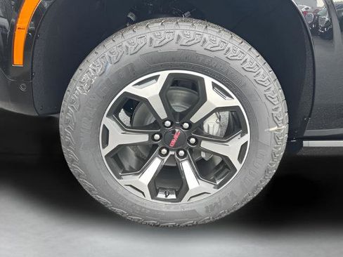 New 2026 GMC Yukon XL AT4 w/ AT4 Premium Package AWD/4WD image 14