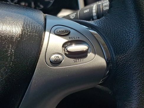 Used 2017 Nissan Murano SV AWD/4WD image 22