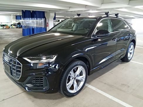 Used 2022 Audi Q8 Premium Plus AWD/4WD image 1