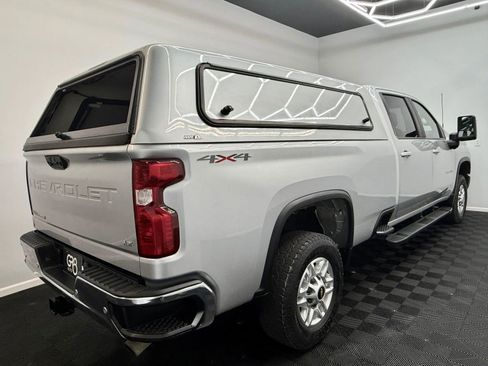 Used 2020 Chevrolet Silverado 2500 LT w/ Fleet Comfort Package image 9
