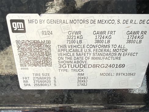 Used 2024 GMC Sierra 1500 SLT AWD/4WD image 34