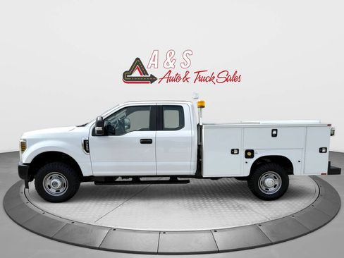 Used 2019 Ford F350 XL w/ Power Equipment Group AWD/4WD image 5