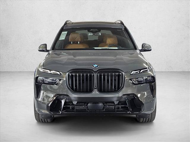 Used 2027 BMW X7 xDrive40i w/ M Sport Package AWD/4WD image 2