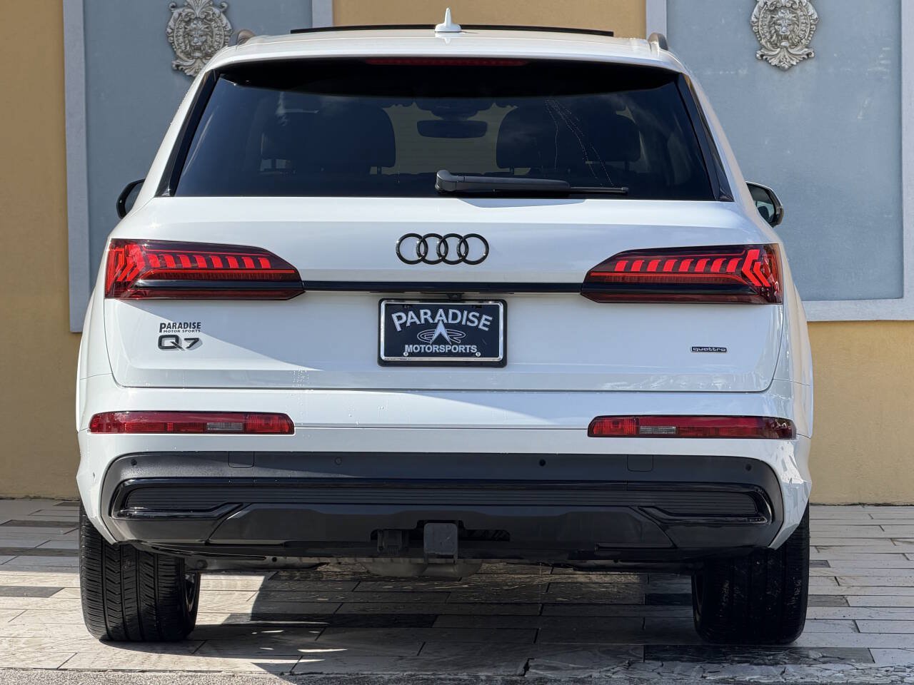 Used 2023 Audi Q7 3.0T Premium Plus w/ Premium Plus Package AWD/4WD image 5
