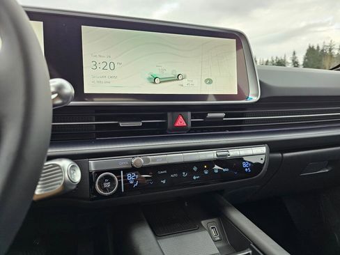 New 2025 Hyundai Ioniq 6 SEL image 25