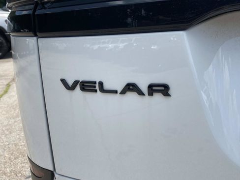 Used 2025 Land Rover Range Rover Velar S AWD/4WD image 5