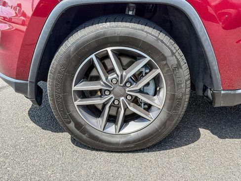 Used 2021 Jeep Grand Cherokee Limited AWD/4WD image 10