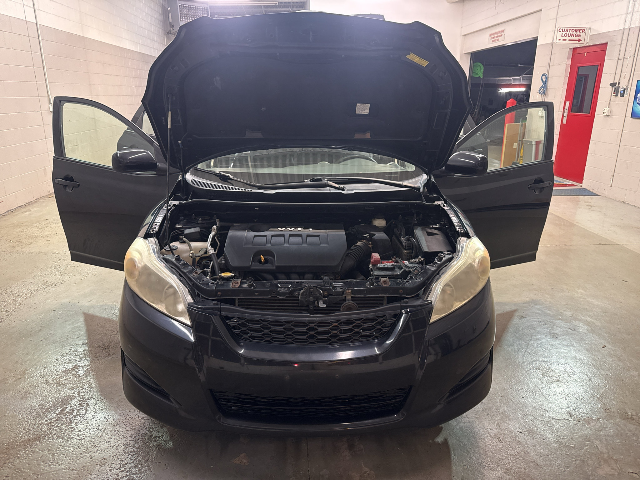 Used 2009 Toyota Matrix FWD image 10