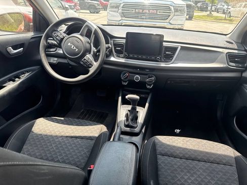 Used 2023 Kia Rio LX FWD image 7