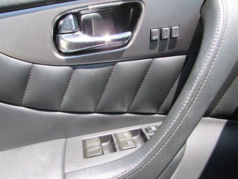 Used 2013 INFINITI FX37 2WD w/ Premium Pkg image 20