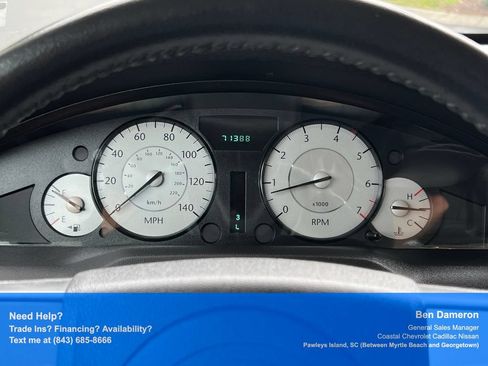 Used 2010 Chrysler 300 Touring RWD image 25