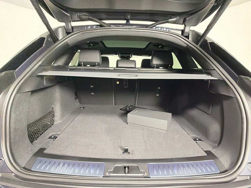 New 2026 Land Rover Range Rover Velar S AWD/4WD image 28