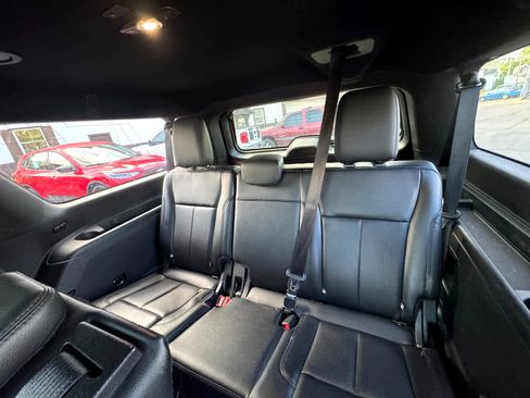 Used 2019 Ford Expedition Max XLT w/ Equipment Group 202A AWD/4WD image 13