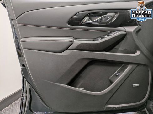 Used 2023 Chevrolet Traverse RS w/ LPO, Floor Liner Package AWD/4WD image 8