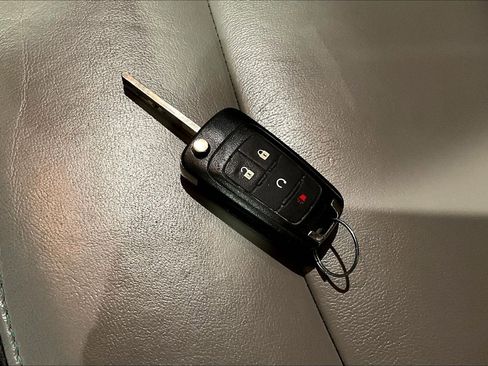 Used 2013 Buick Encore Leather AWD/4WD image 33