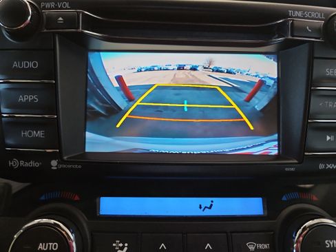 Used 2018 Toyota RAV4 XLE image 28