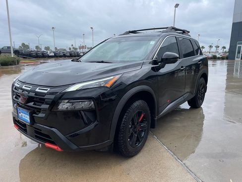 Certified 2026 Nissan Rogue SV w/ Rock Creek Premium Package AWD/4WD image 4