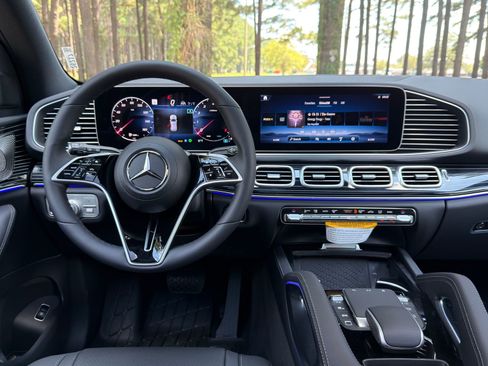 New 2026 Mercedes-Benz GLE 450 GLE 450 image 3