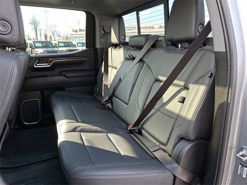 Used 2024 GMC Sierra 1500 SLT w/ SLT Premium Plus Package image 10