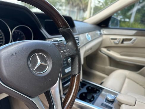 Used 2014 Mercedes-Benz E 350 Sedan image 15