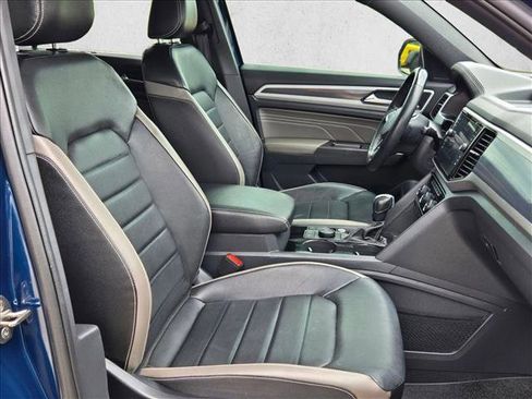 Used 2022 Volkswagen Atlas Cross Sport SEL Premium R-Line AWD/4WD image 21