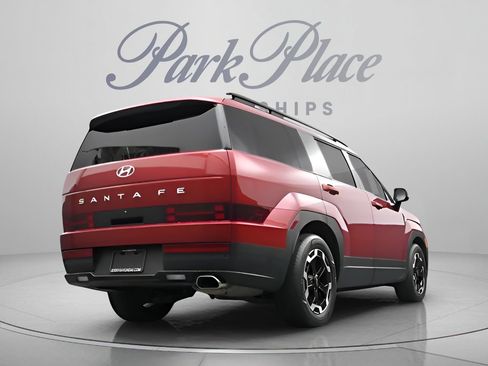 Used 2024 Hyundai Santa Fe SEL FWD image 17